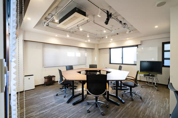 TALKEYE Inc. – main gallery image