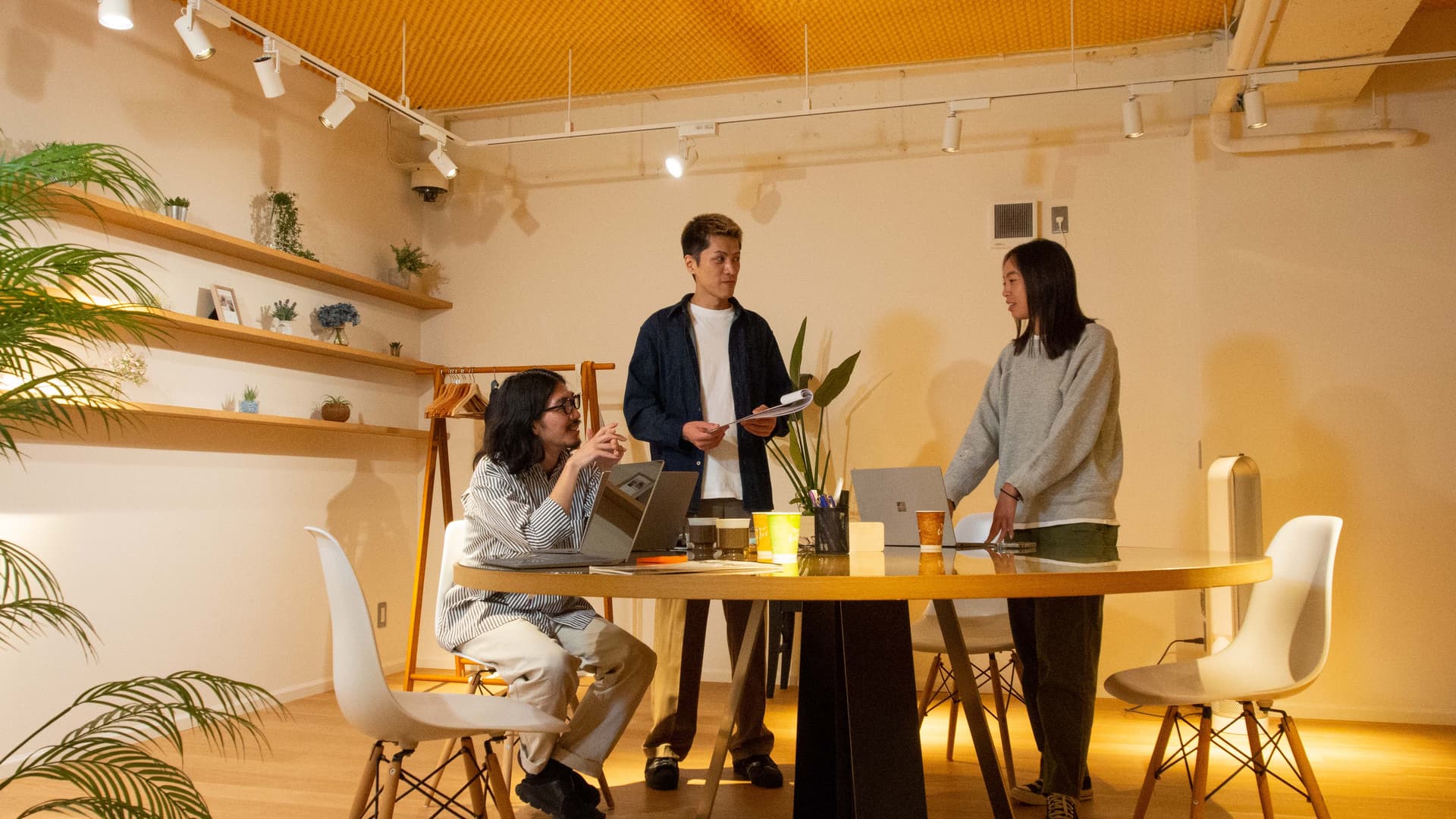 Interview Room Inc. (Researto.) – main gallery image